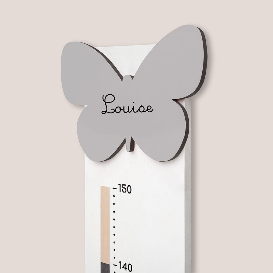 Zoom papillon toise personnalisée prénom enfant beige et gris